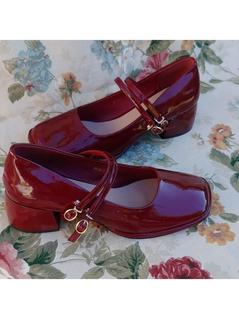 Women's Patent Burgundy Mary Jane Shoes with Block Heels size US 10 Euro 41 - Picture 5 of 17